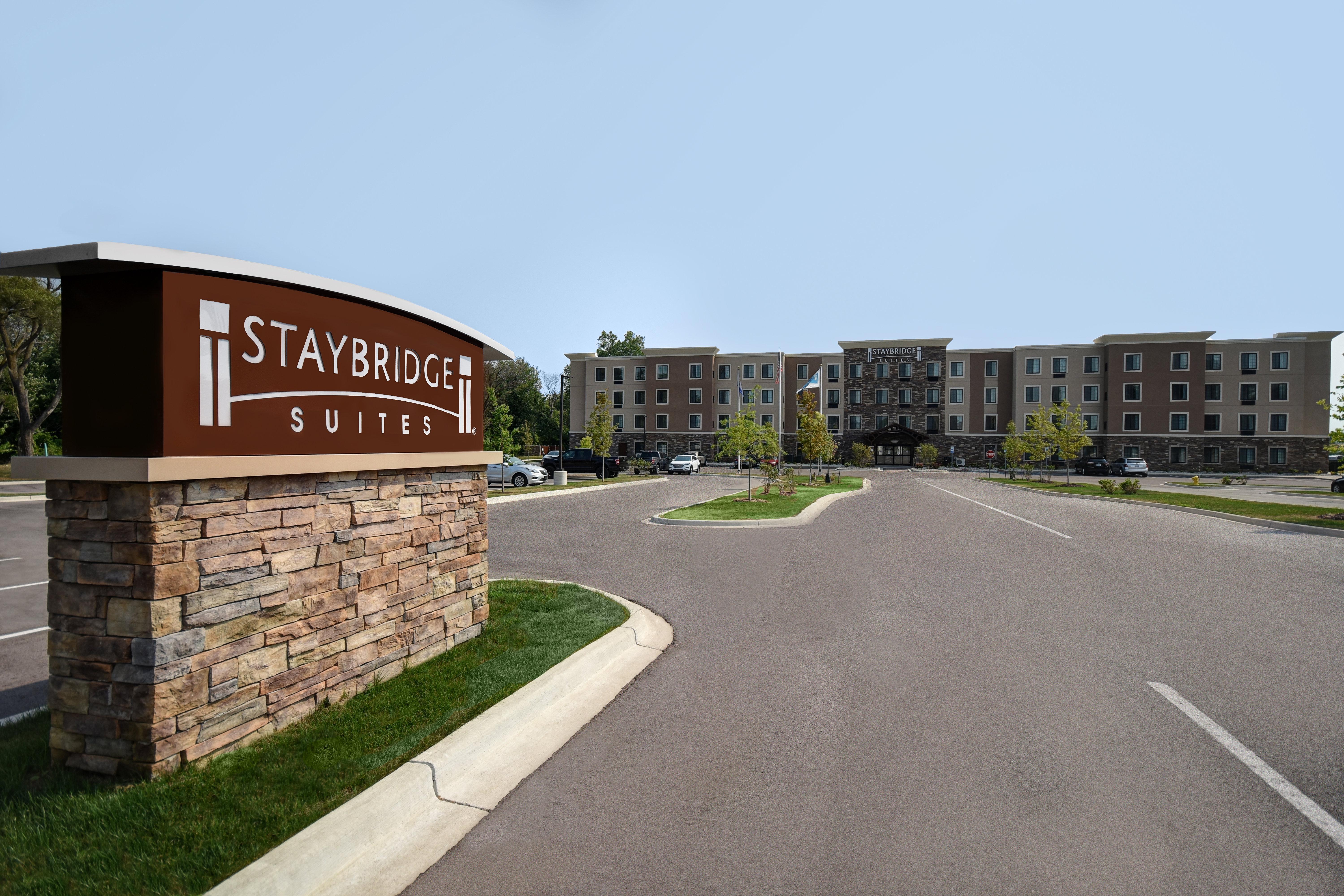 Staybridge Suites - Holland By Ihg Exterior foto