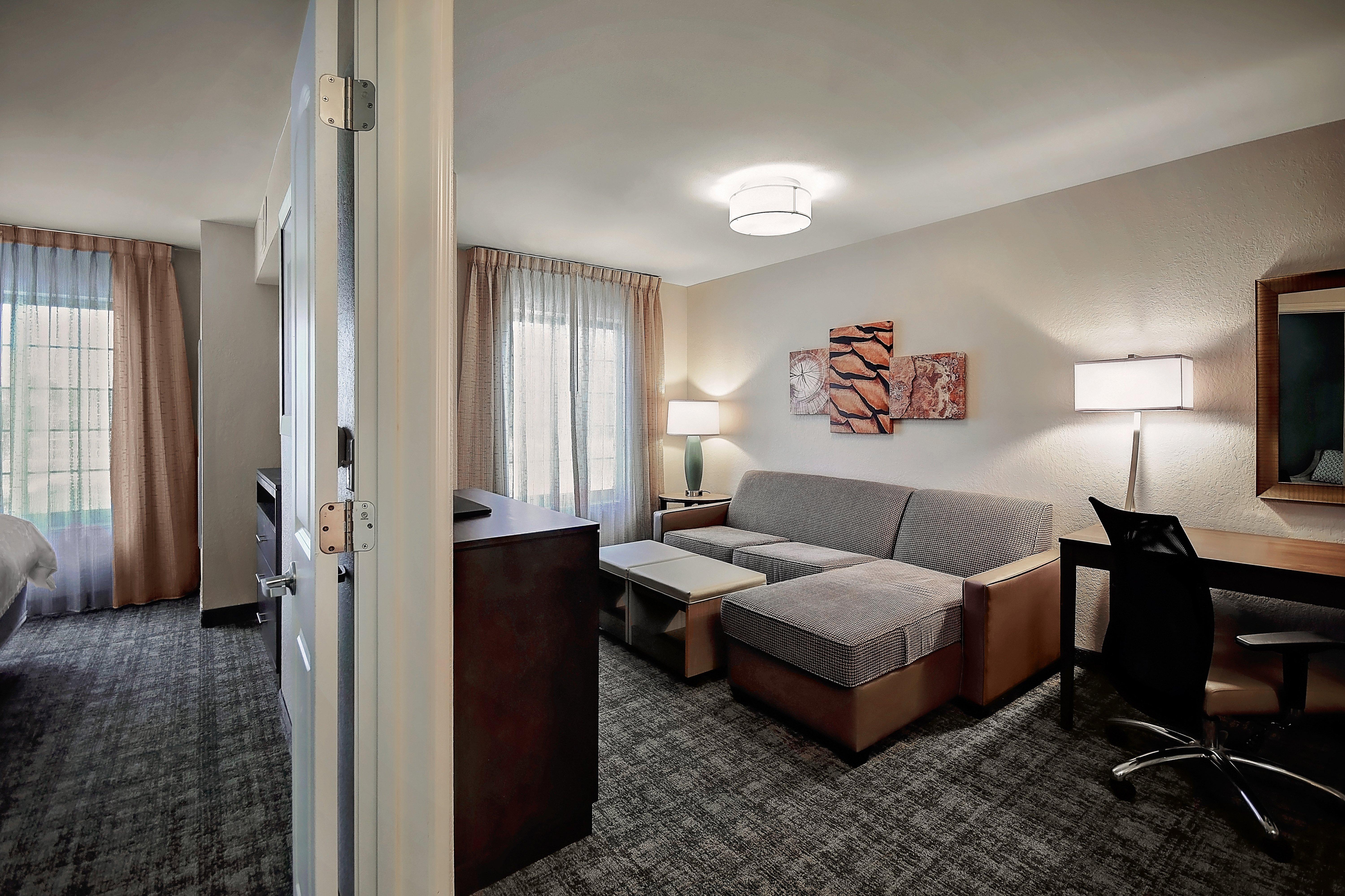 Staybridge Suites - Holland By Ihg Exterior foto