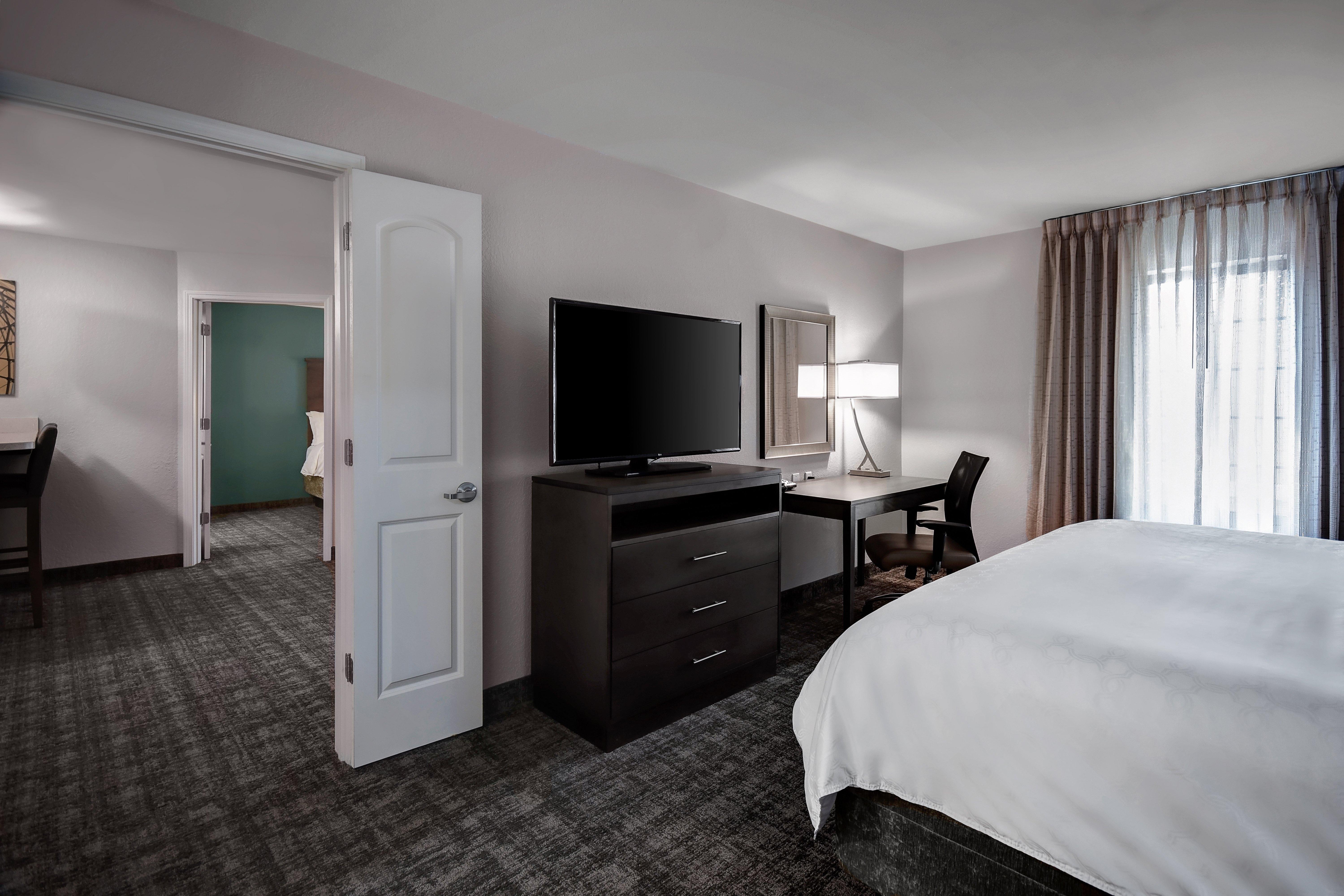 Staybridge Suites - Holland By Ihg Exterior foto