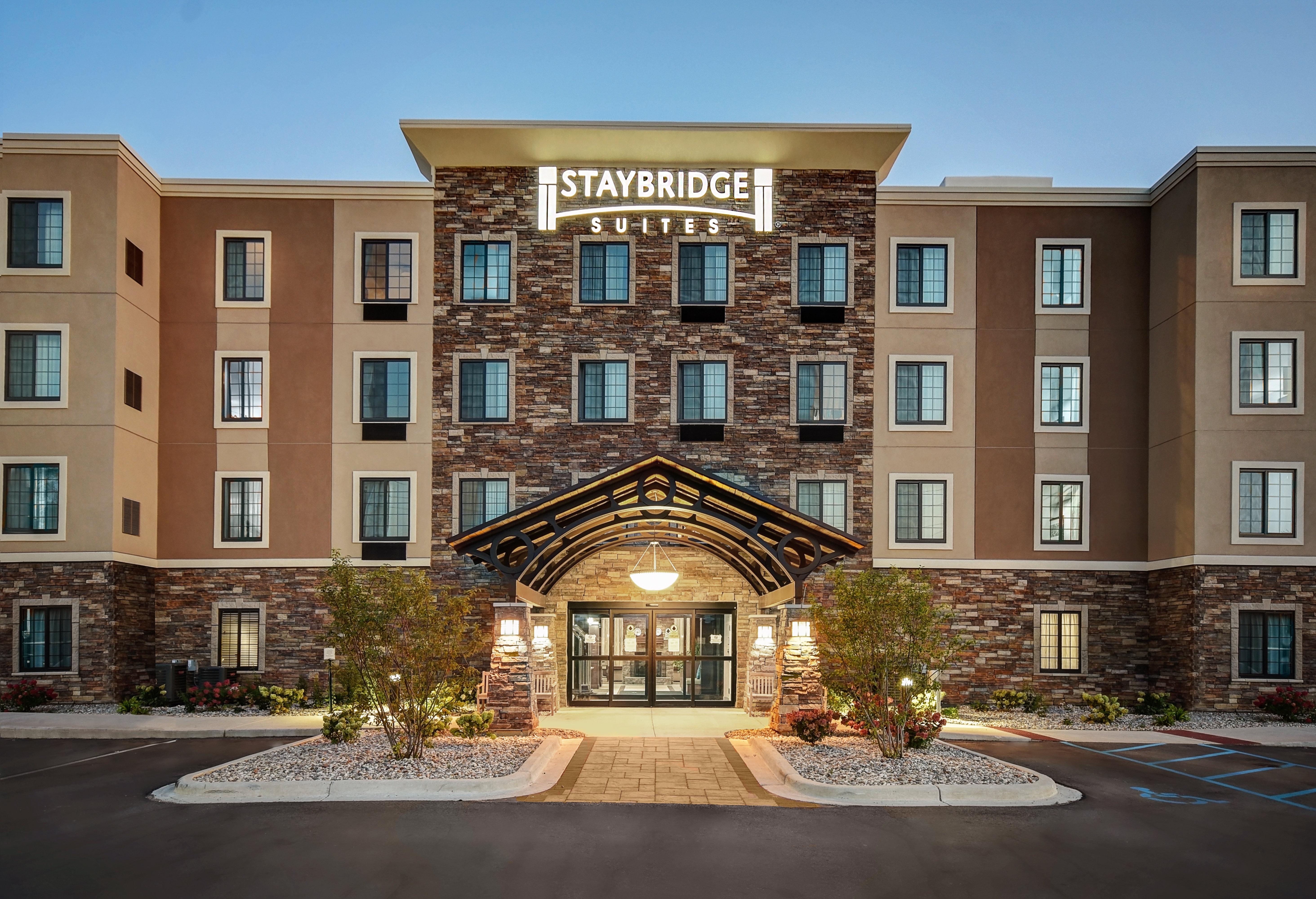 Staybridge Suites - Holland By Ihg Exterior foto
